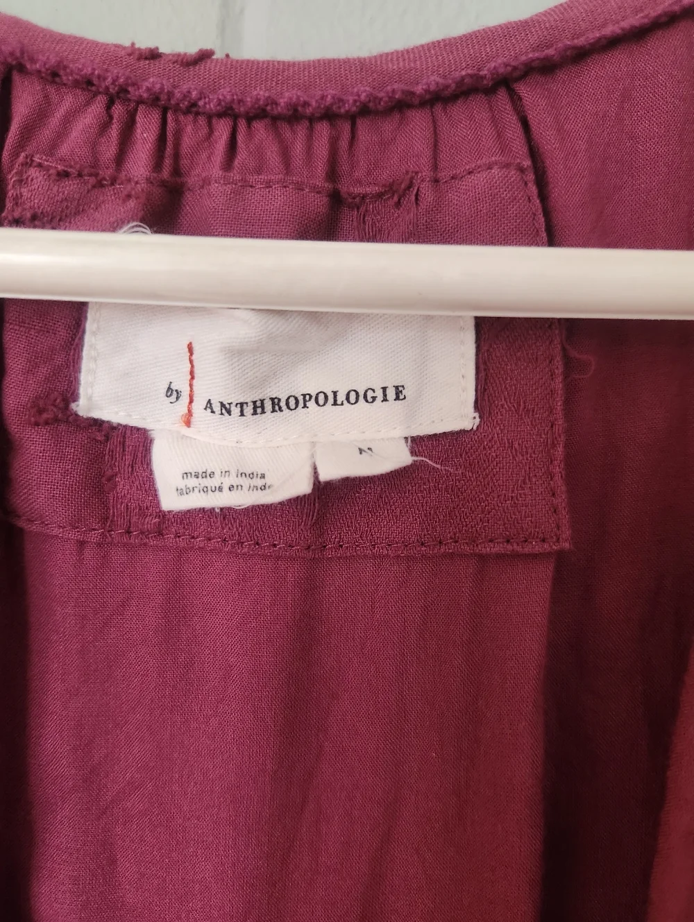 Anthropologie Women's Short Sleeve Deep V Tiered Dress in Wine - Picture 2 of 6